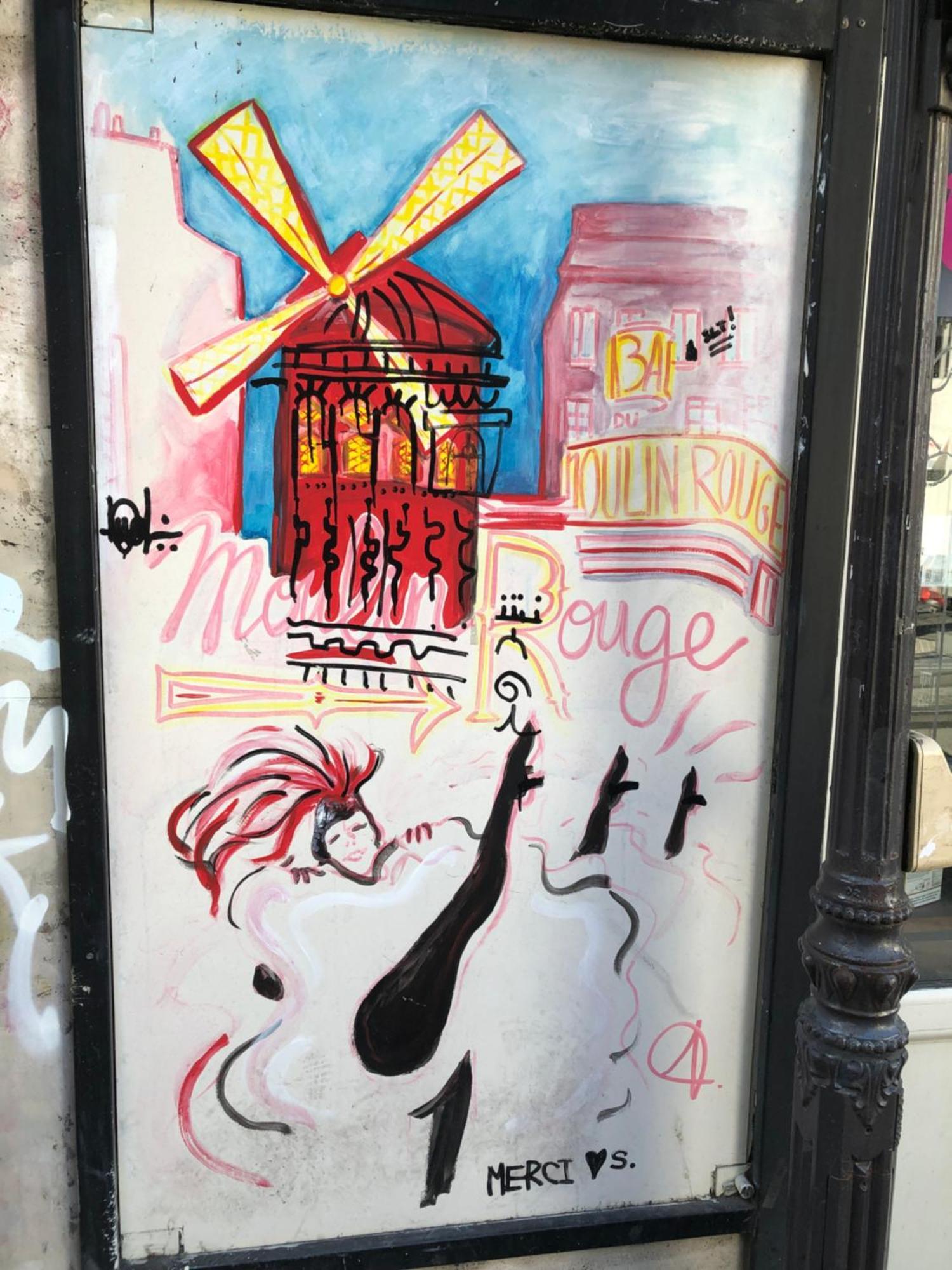 Métro Pigalle,Garçonnière 25 m2, 3 per, cabarets théâtres,restaurants,tout confort *