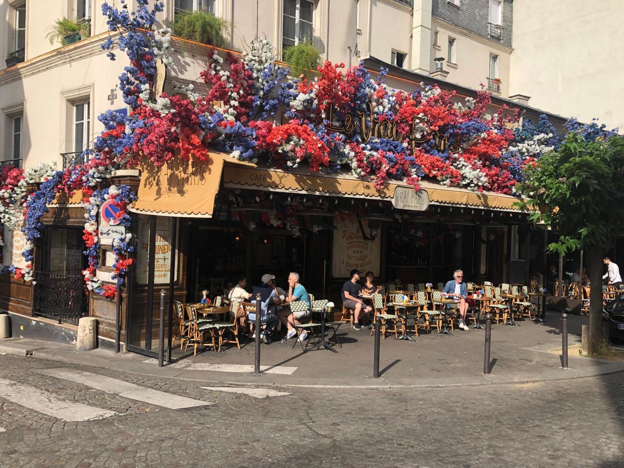 Appartamento Métro Pigalle,Garçonnière 25 m2, 3 per, cabarets théâtres,restaurants,tout confort Parigi